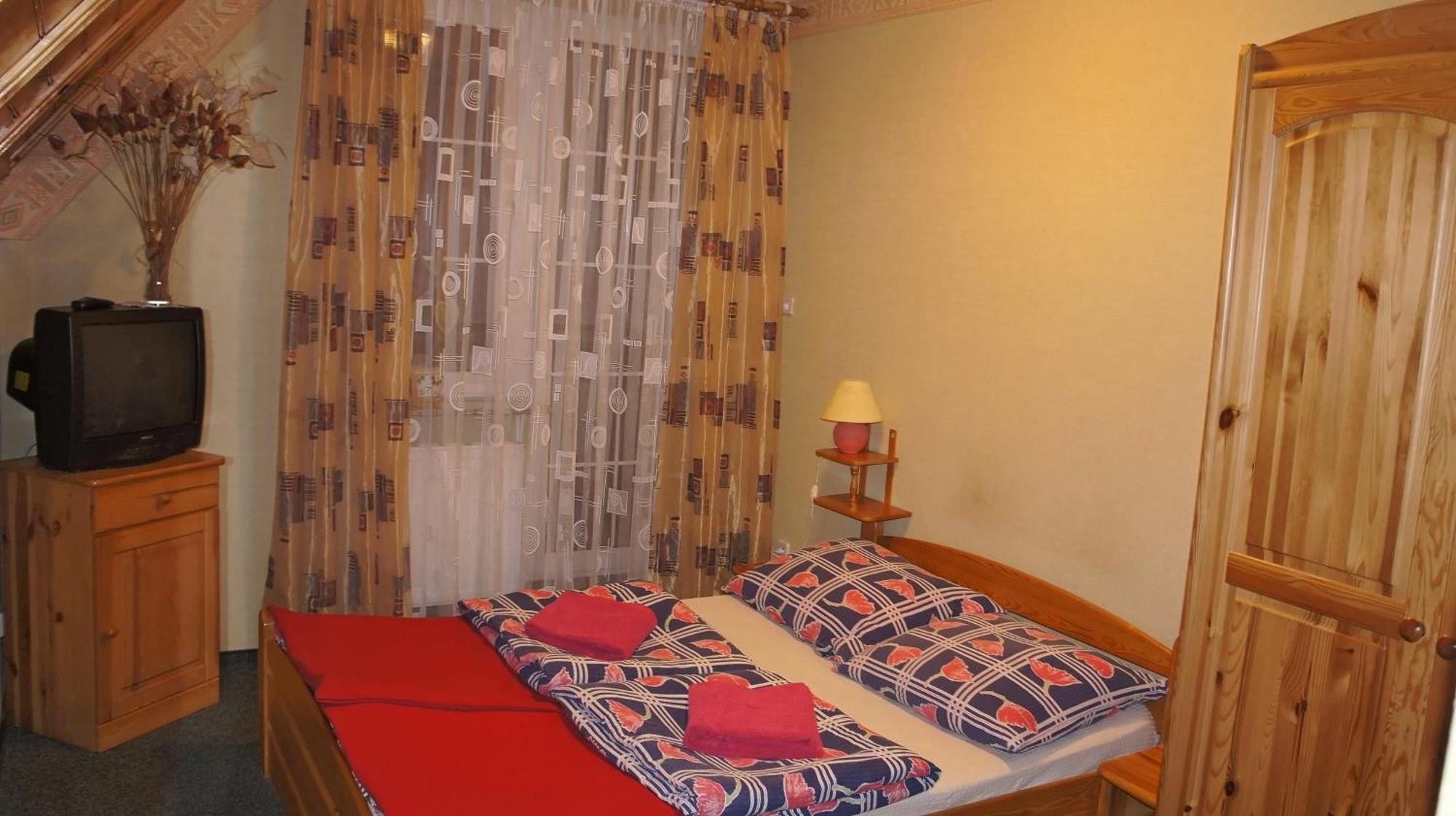 Bed & Breakfast Karkoz *