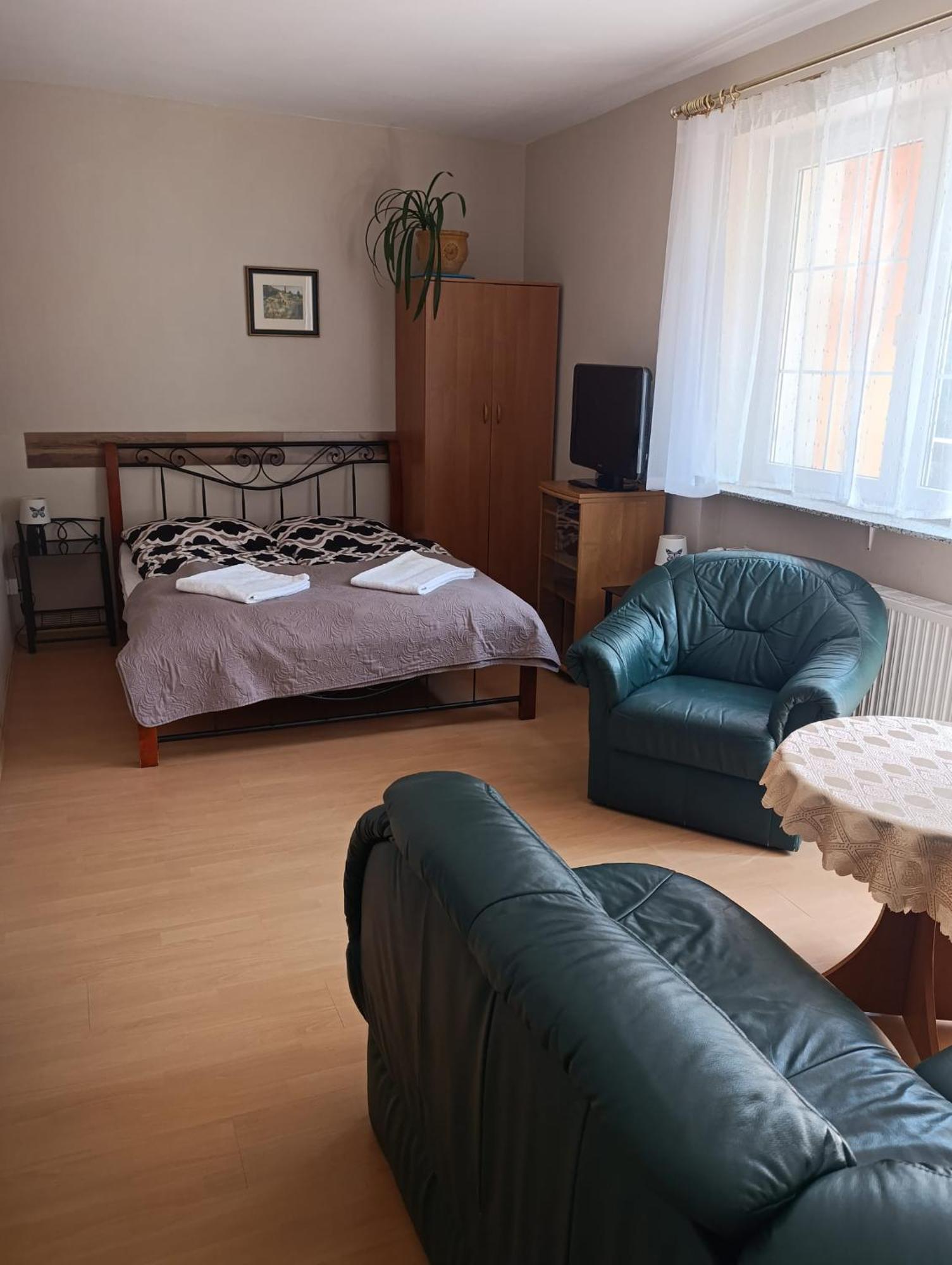Karkoz Bed & Breakfast